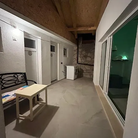 Appartement House Lanterna With Indoor Jacuzzi