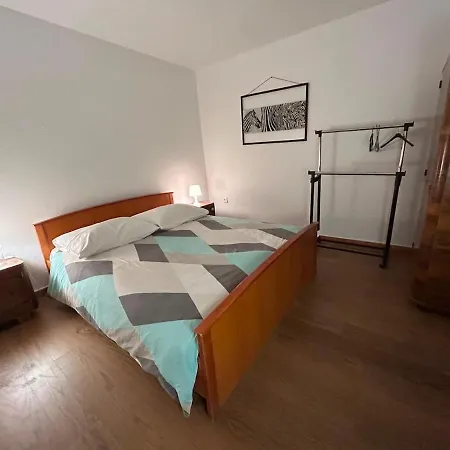 House Lanterna With Indoor Jacuzzi Appartement Lovište