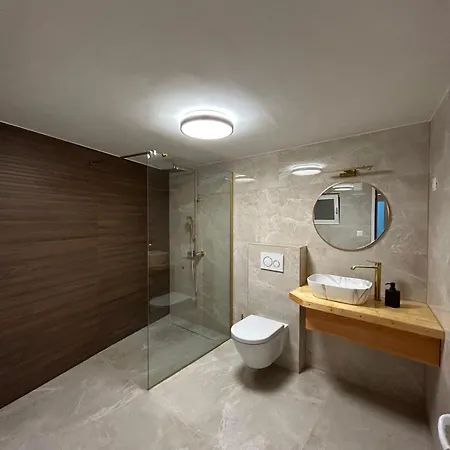 Appartement House Lanterna With Indoor Jacuzzi
