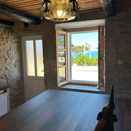 House Lanterna With Indoor Jacuzzi