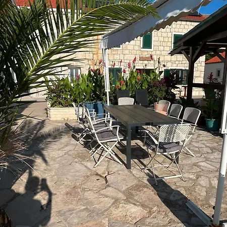 House Lanterna With Indoor Jacuzzi *