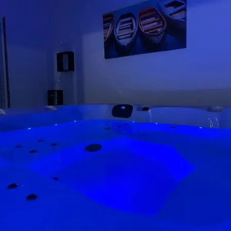 House Lanterna With Indoor Jacuzzi * Lovište